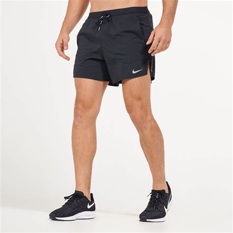 nike stride 5 inch shorts